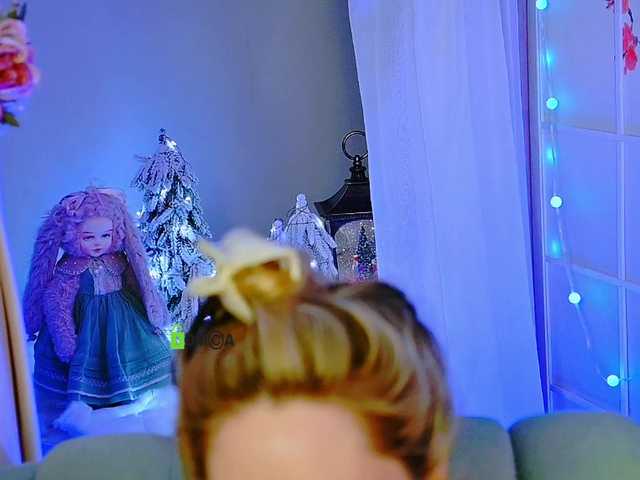 0------0's BongaCams show and profile