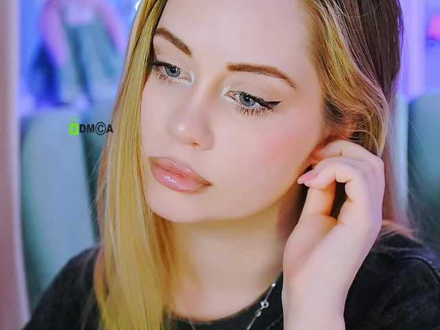 0------0's BongaCams show and profile