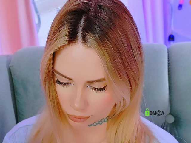 0------0's BongaCams show and profile