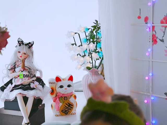 0------0's BongaCams show and profile