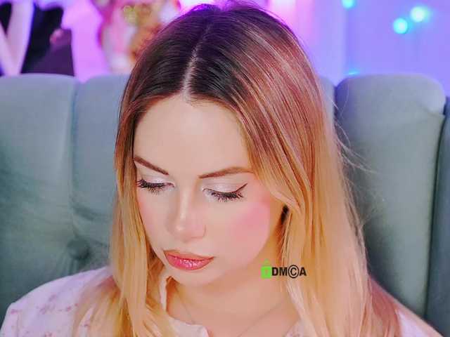 0------0's BongaCams show and profile