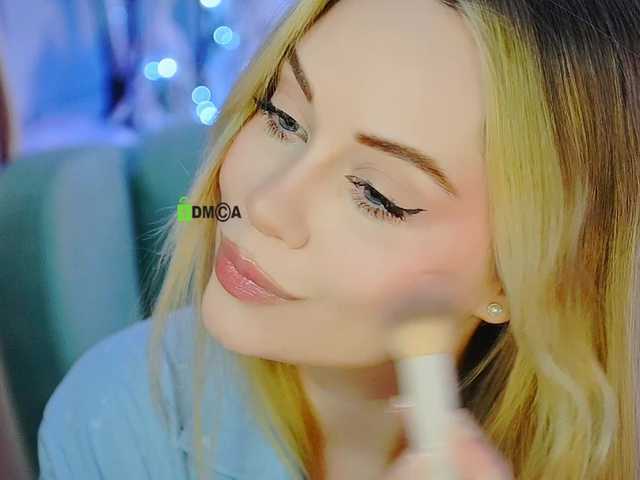 0------0's BongaCams show and profile