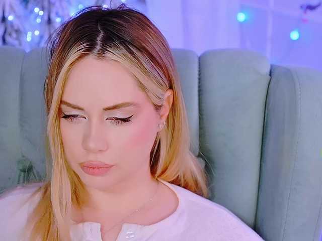 0------0's BongaCams show and profile