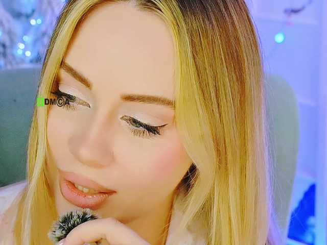 0------0's BongaCams show and profile