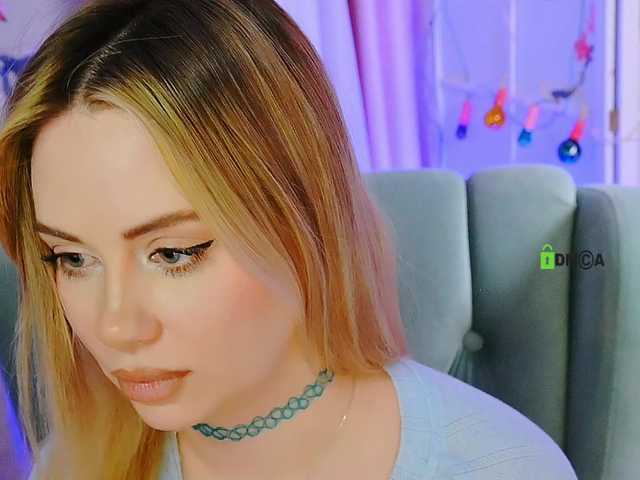 0------0's BongaCams show and profile