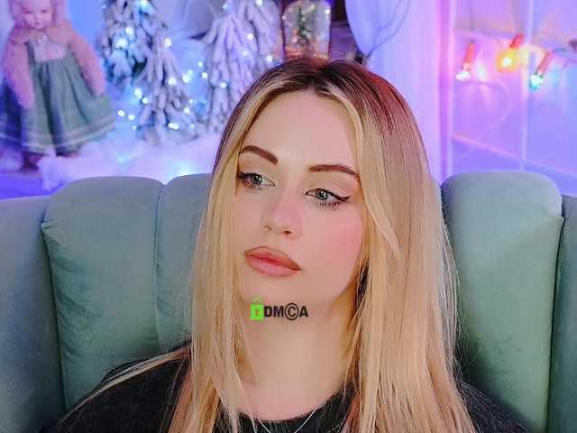 0------0's BongaCams show and profile