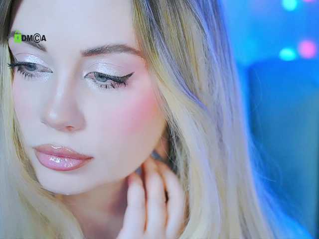 0------0's BongaCams show and profile