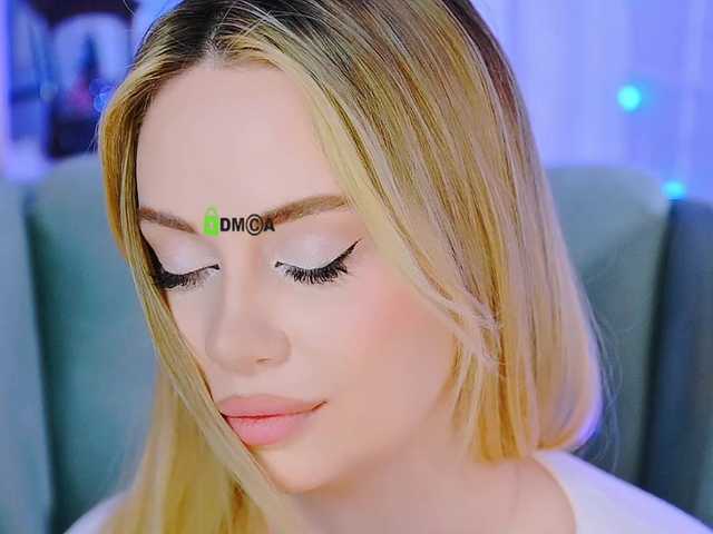 0------0's BongaCams show and profile