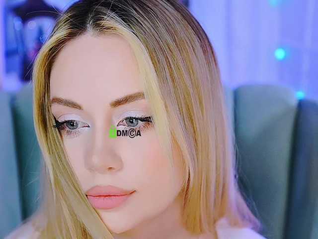 0------0's BongaCams show and profile