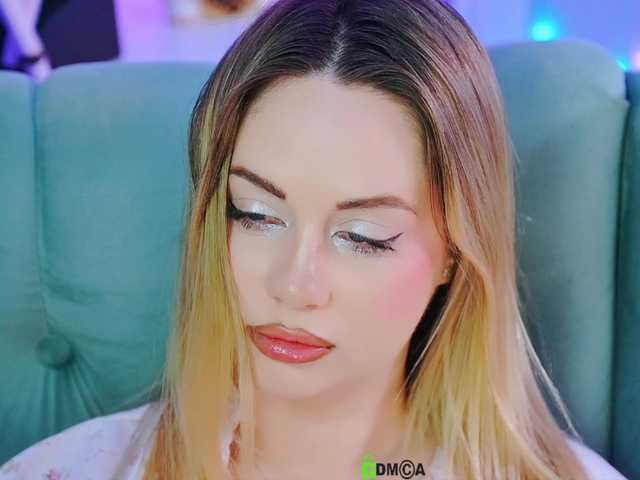 0------0's BongaCams show and profile