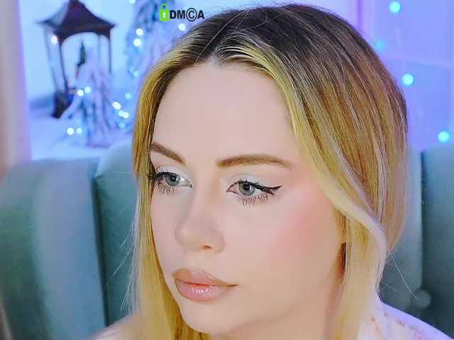 0------0's BongaCams show and profile