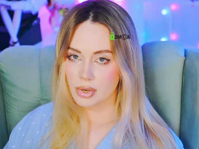 0------0's BongaCams show and profile