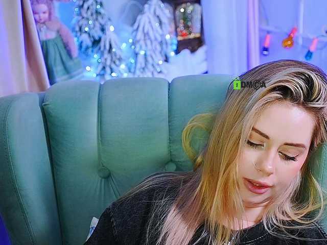 0------0's BongaCams show and profile