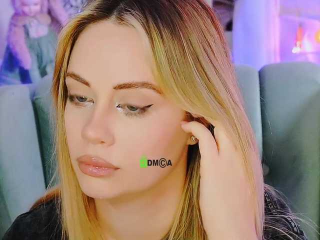 0------0's BongaCams show and profile