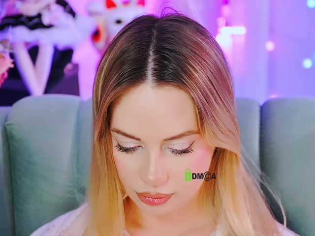 0------0's BongaCams show and profile