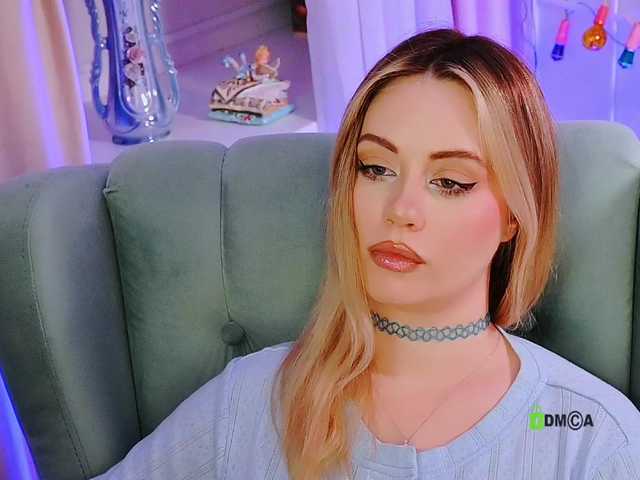 0------0's BongaCams show and profile