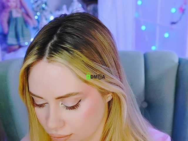 0------0's BongaCams show and profile