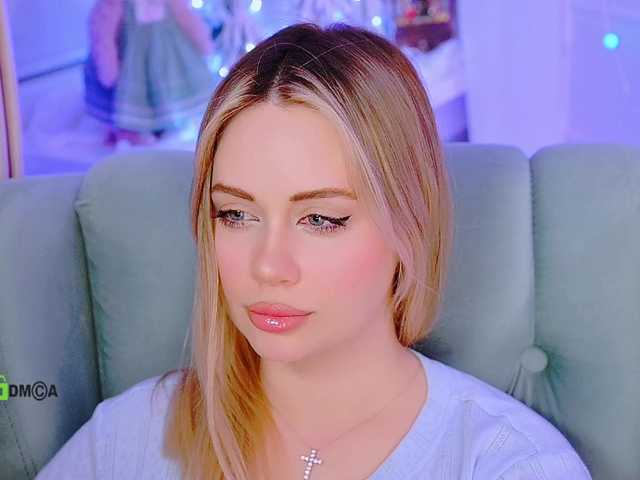 0------0's BongaCams show and profile