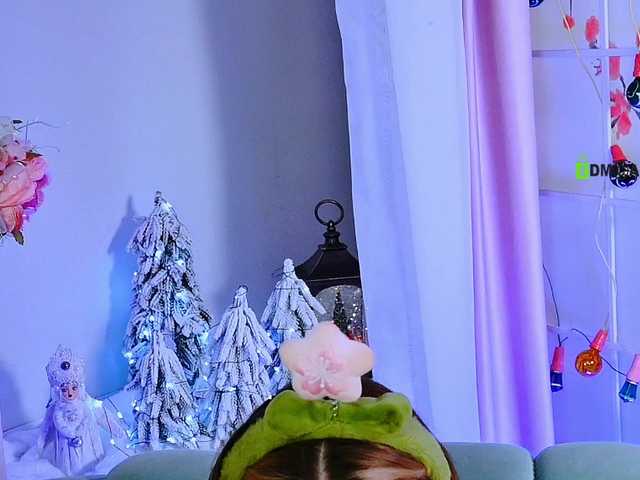 0------0's BongaCams show and profile