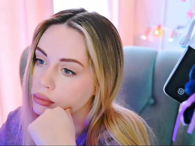 000--- Live Cam on BongaCams