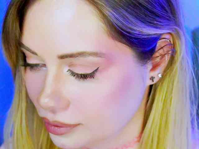 0------0 Live Webcam on BongaCams