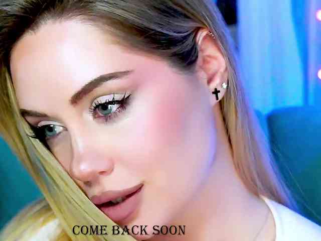 0------0 Live Webcam on BongaCams