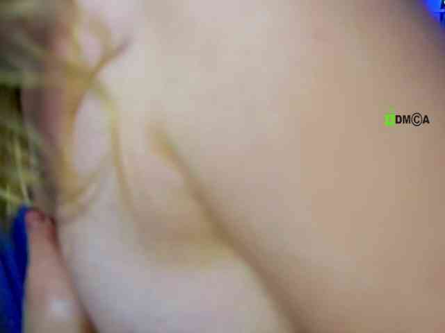 0------0 Live Webcam on BongaCams