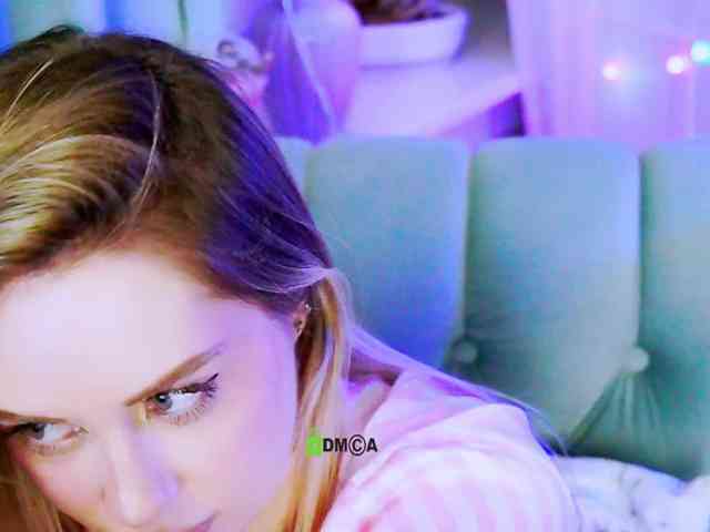 0------0 Live Webcam on BongaCams