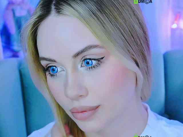 0------0 Live Webcam on BongaCams