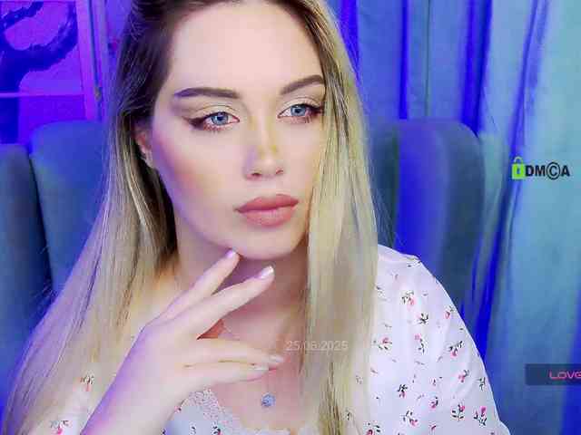 0------0 Live Webcam on BongaCams