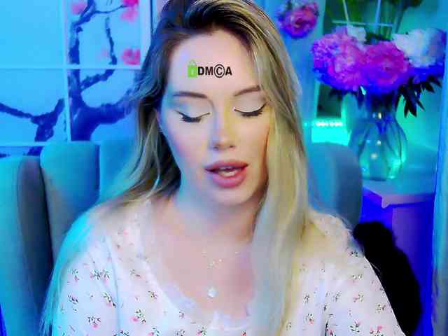 0------0 Live Webcam on BongaCams