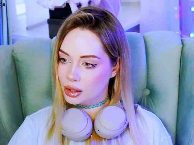 0------0 Live Webcam on {site_name}