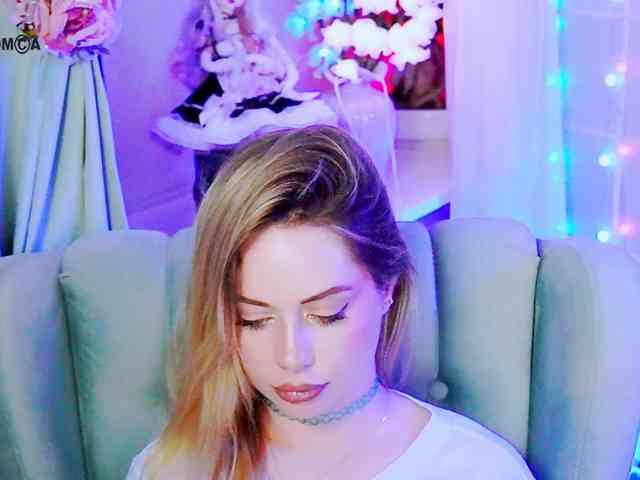 0------0 Live Webcam on BongaCams