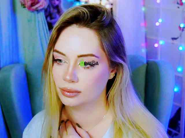 0------0 Live Webcam on {site_name}