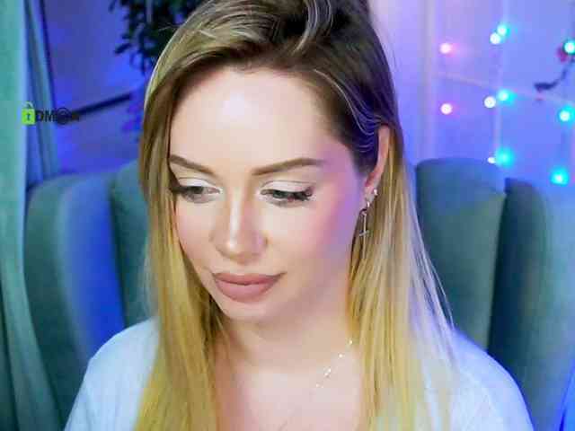 0------0 Live Webcam on BongaCams