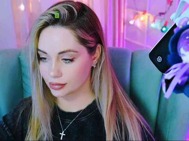 000--- Live Webcam on BongaCams