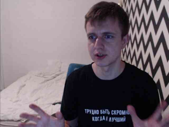 Elliotfanss Live Webcam on BongaCams