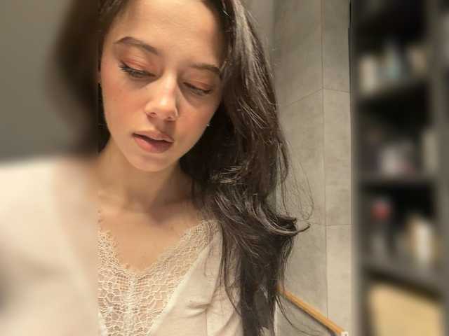 Sex chat gratuit in direct cu Taanni pe BongaCams