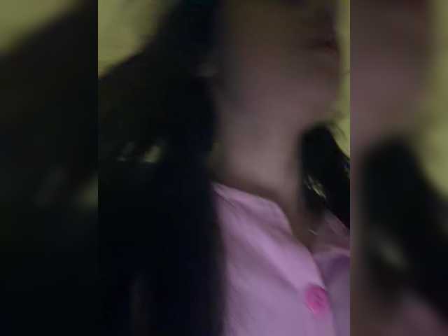 go to chat with Taanni