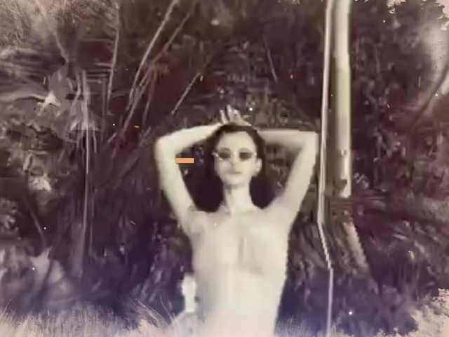 Taanni's BongaCams show and profile