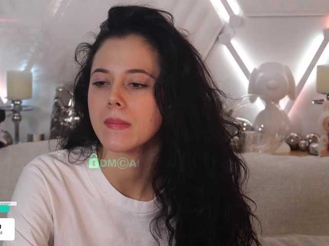 Taanni's BongaCams show and profile