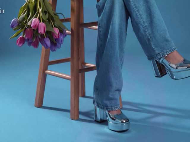 Taanni's BongaCams show and profile