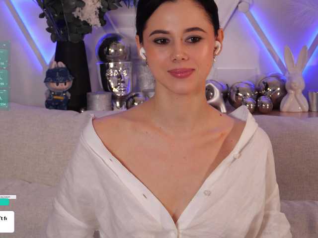 Taanni's BongaCams profile