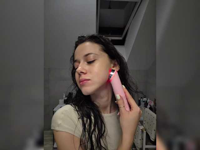 Sex chat gratuit in direct cu Taanni pe BongaCams