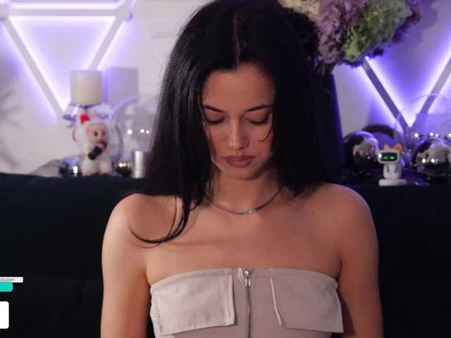 Taanni's BongaCams show and profile