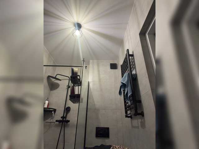 Taanni's BongaCams show and profile