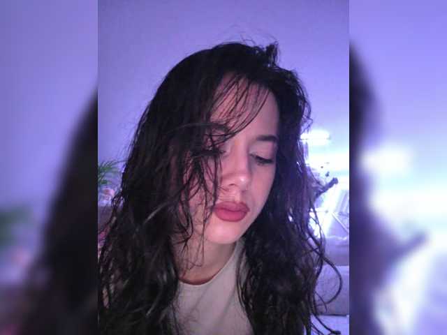 Taanni's BongaCams show and profile