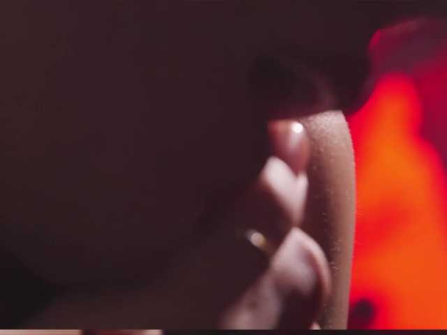 Taanni's BongaCams show and profile