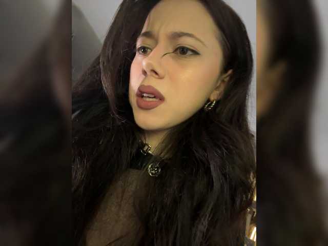 Sex chat gratuit in direct cu Taanni pe BongaCams