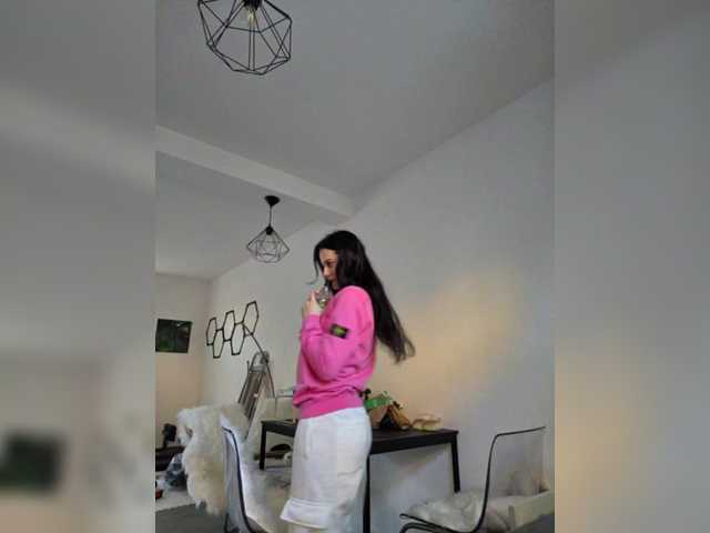 Taanni's BongaCams show and profile